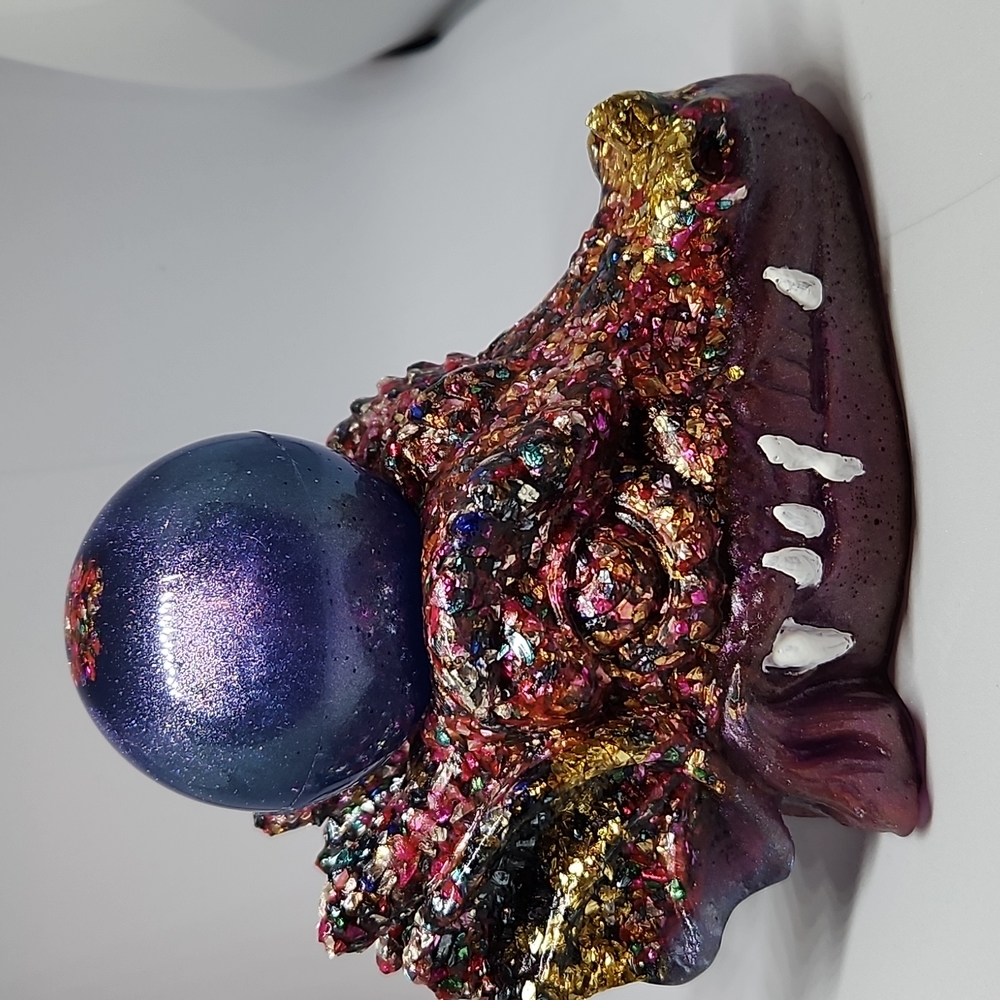 NEW RESIN DRAGON